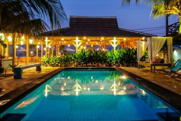 OYO 1127 Orong Villages Bungalows - Havuz