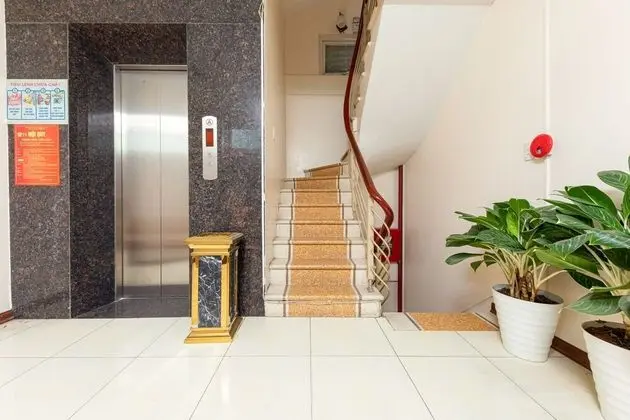 OYO 1133 Ngan Son Hotel - İç Mekan