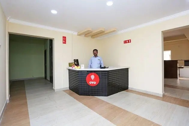 OYO 11343 Hotel Sai International - Lobi