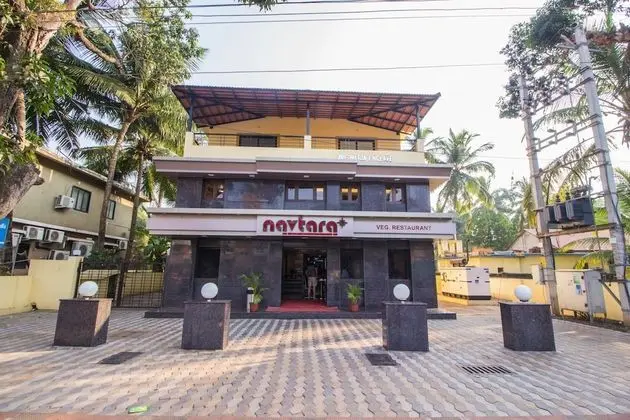 OYO 11349 Home Sunlit 2BHK Near Siolim Bridge