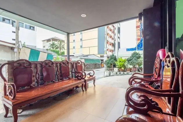 OYO 1136 Maple Mansion - Lobi