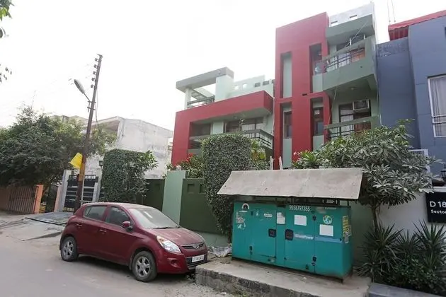OYO 11361 Hotel Park Residency