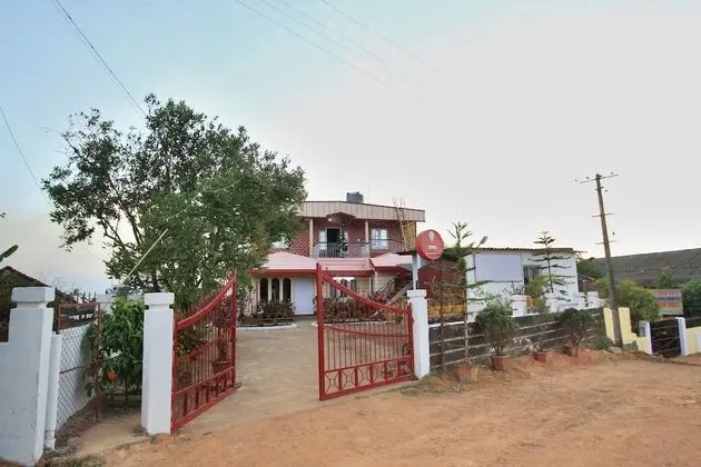 OYO 11425 Home Peaceful Stay Madikeri