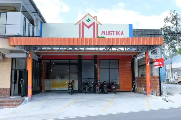 OYO 1149 Hotel Mustika