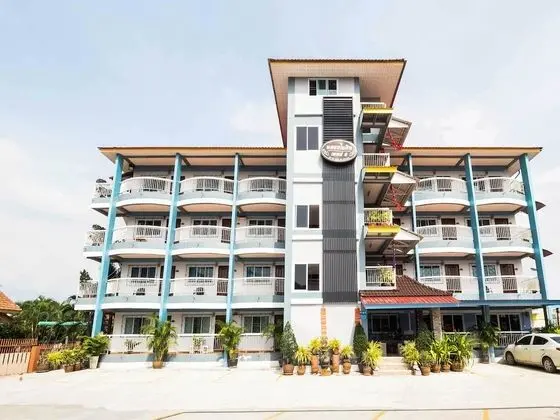 OYO 1157 Ploy Pailin Place
