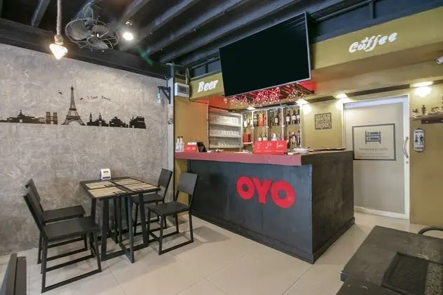OYO 1158 Thestaycafe Hostel - Lobi