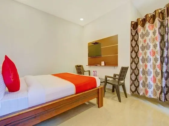 OYO 11670 Hotel Vishnu Priya Residency - Oda