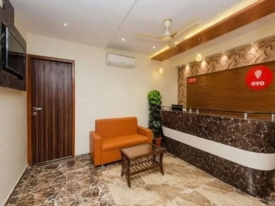 OYO 11706 Hotel Avion Park - Lobi