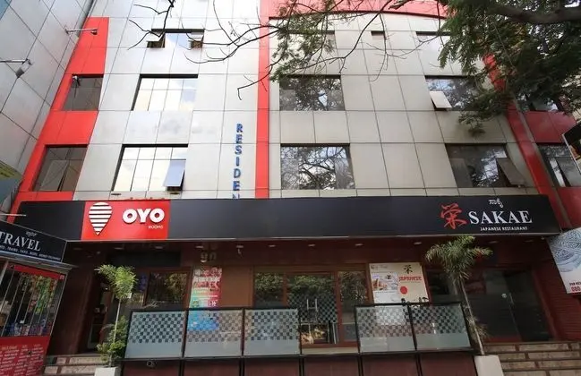 OYO 1175 Hotel Uno In - Dış Mekan