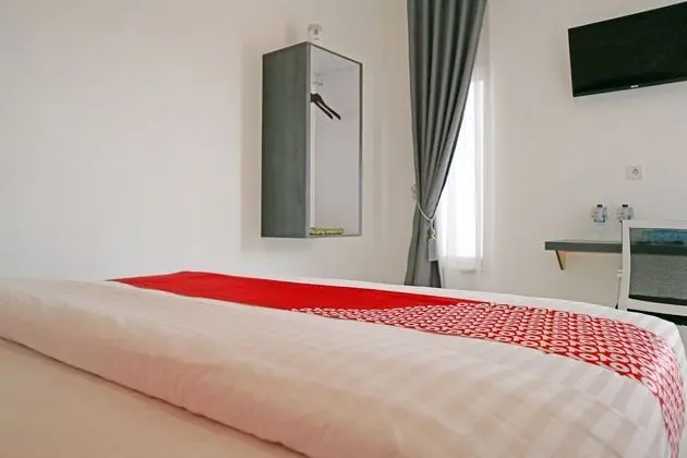 Oyo 1185 Sachila Residence Syariah
