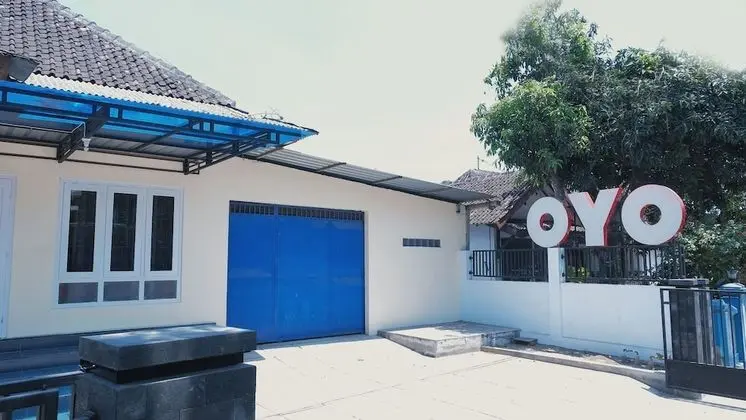 OYO 1190 Griya Soeratin Residence Syariah - Dış Mekan