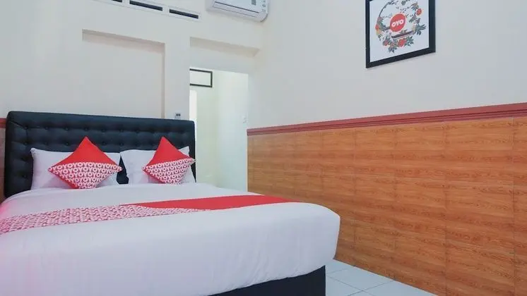 OYO 1190 Griya Soeratin Residence Syariah - Oda