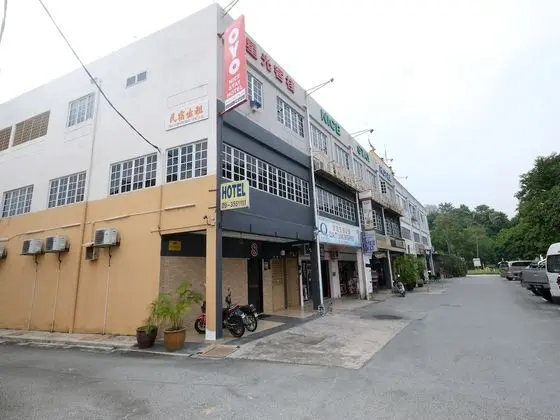 OYO 1190 Nice Stay Hotel