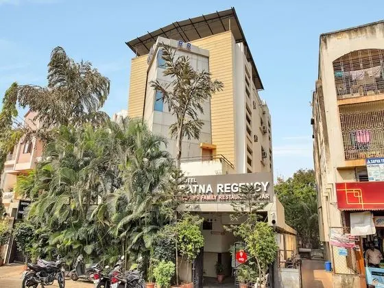 OYO 12020 Hotel Ratna Regency