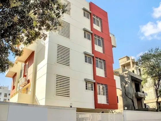 OYO 12042 Green Olives Apartments - Dış Mekan