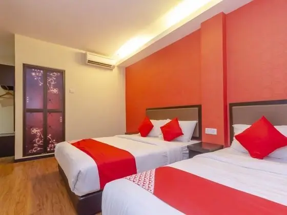 OYO 1214 Oro Hotel - Oda