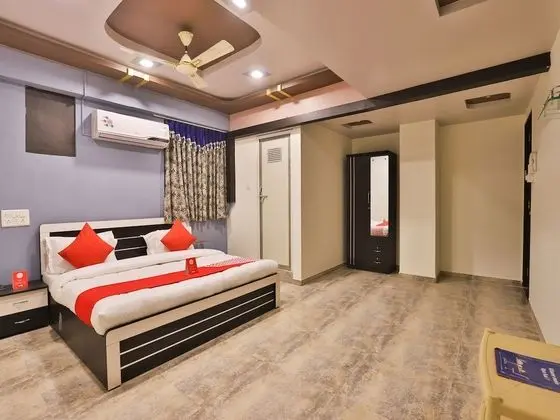 OYO 12182 Hotel Shekhawat Palace