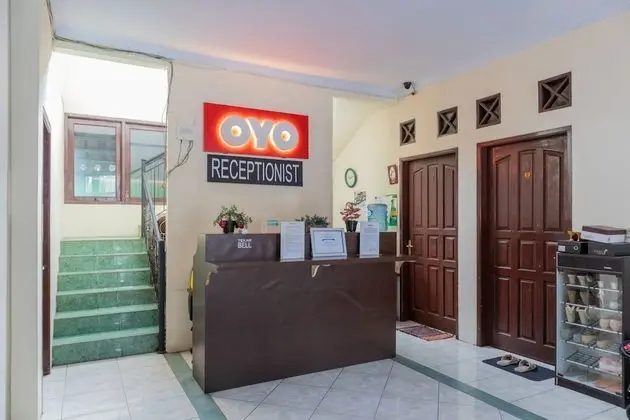 OYO 1221 Exclusive 48 Syariah - Lobi