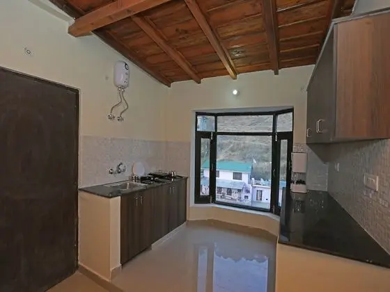 OYO 12328 Home 3BHK Pent house Shyamkhet Bhowali - Mutfak