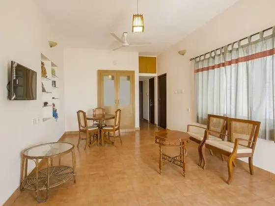OYO 12433 Home Sea View 2BHK Near Rock Beach - Oda Düzeni