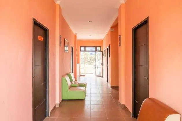 OYO 1255 Homestay Casa Delray Syariah - İç Mekan
