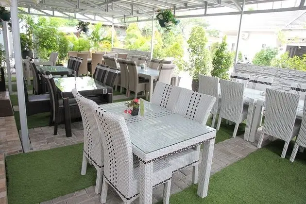 OYO 1265 Zamrud Hotel - Yerinde Yemek