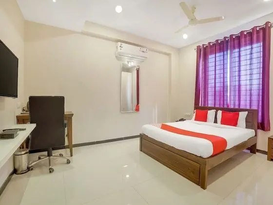 OYO 12663 Abode Platina