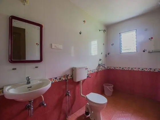 OYO 12666 Home Comfortable Studio Chogum Road - Banyo Tipleri