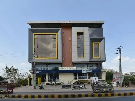 OYO 12694 Hotel Bauji Palace