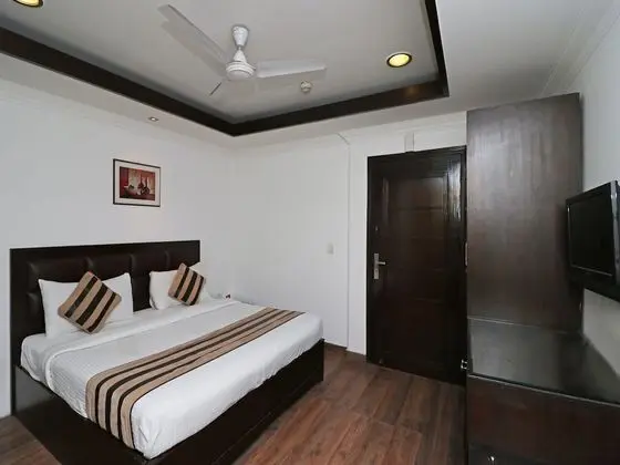 OYO 12789 Hotel Aaron Castle - Öne Çıkan Resim