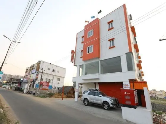 OYO 12831 ITS South East Residency - Dış Mekan