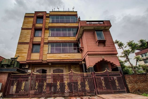 OYO 12849 Hotel Grand Akshay