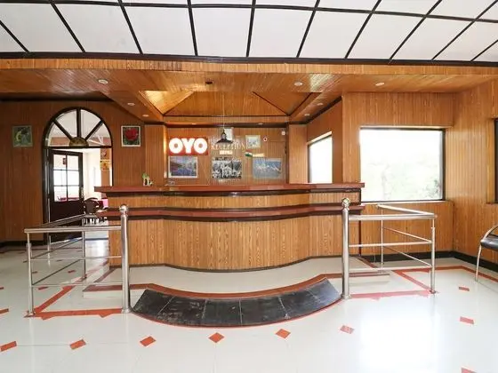 OYO 12853 The Kings Kalandi Resort - Lobi