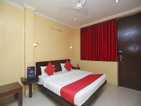 OYO 12887 Hotel A-1