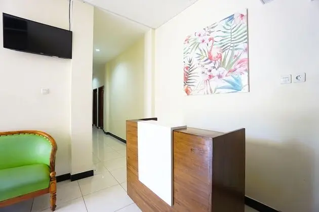 OYO 1292 Lieke Residence - Lobi