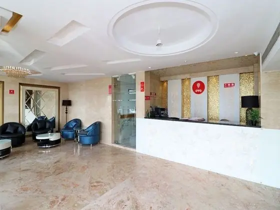 OYO 12982 Hotel Oris International - Lobi