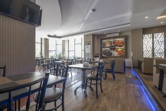 OYO 1301 Hotel Grand Citra - Yeme / İçme