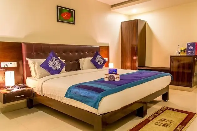OYO 1302 Hotel Green Apple - Oda