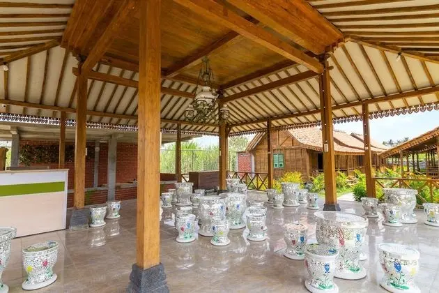 OYO 1304 Roemah Gladak Kebon Sidoluhur - Lobi