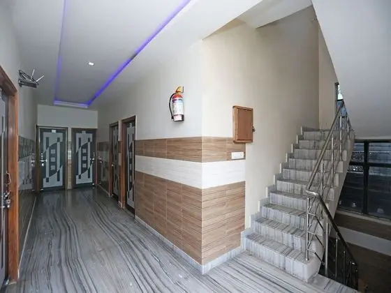 OYO 13095 Ganesh Mangal Guest House - İç Mekan
