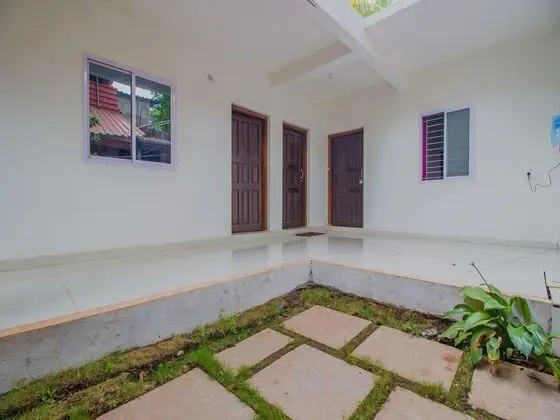 OYO 13098 Home Cozy Studio Near Uddo Beach - Lobi