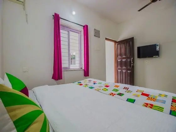 OYO 13098 Home Cozy Studio Near Uddo Beach - Oda