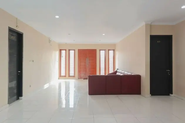 OYO 1317 Pinnus Residence Syariah - İç Mekan