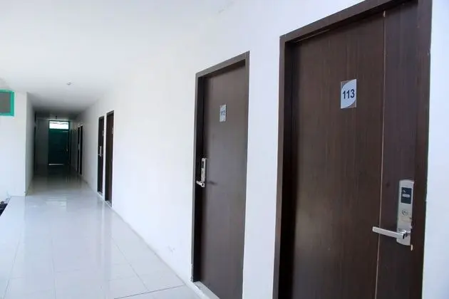 OYO 1325 Grand Wisata Hotel - İç Mekan