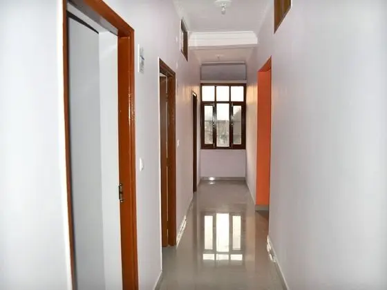OYO 13319 Home Valley View Dharampur - Lobi