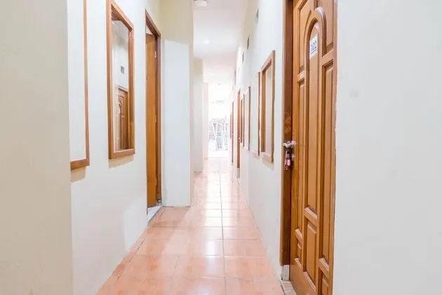 Oyo 1340 Wisma Alamanda