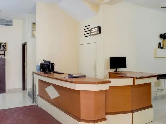 OYO 13427 Home Luxury 3BHK Near Mall Road - Lobi