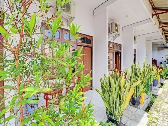 OYO 1356 Gusti Residence