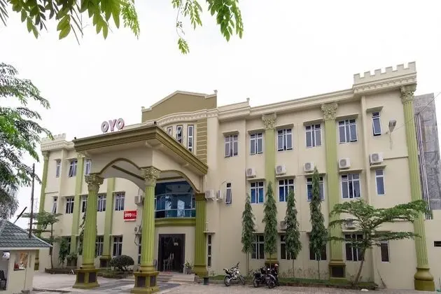 OYO 1400 Barat Residence Syariah
