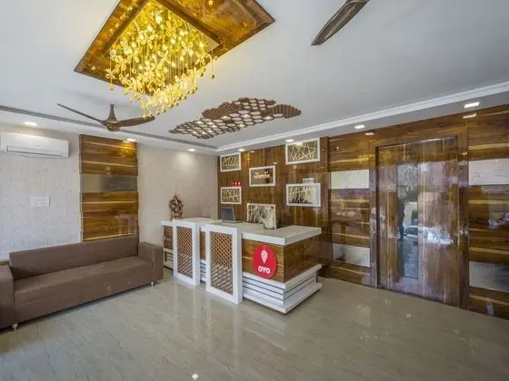 OYO 14022 Hotel Riwaz